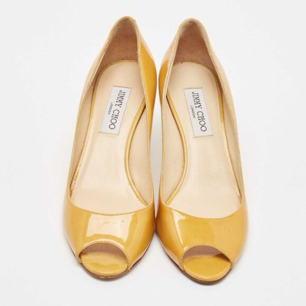 Jimmy Choo. Evelyn Peep Toe Pump. Mustard/Camel. Size 9.5.